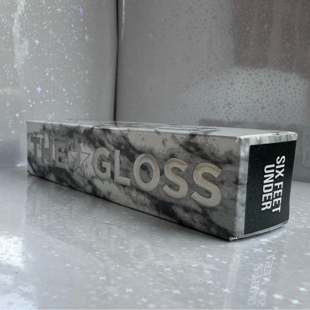 ⭐️ Six Feet Under The Gloss NEW in box Jeffree Star - Picture 2 of 3